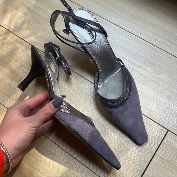 Anne Klein Vintage Kitten Heels - Picture 1 of 3